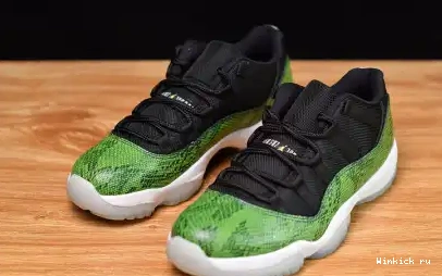 GREEN - LOW 11 JORDAN RETRO SNAKESKIN 0704